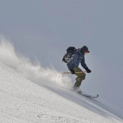 Altai Hiihtourheilu*liukulumikenkä Hok 145 cm + Pivot siteet