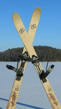 Altai Hiihtourheilu*liukulumikenkä Tao 165 + Pivot siteet