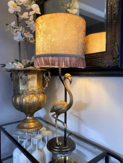 Sisustusvalaisimet*Aneta Lighting pöytävalaisin Flamingo mustakulta/kulta