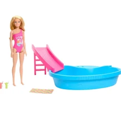 Barbie Nuket Ja Kotileikki*uima-allas ja nukke