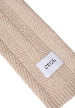 Cecil Huivit*huivi 572940