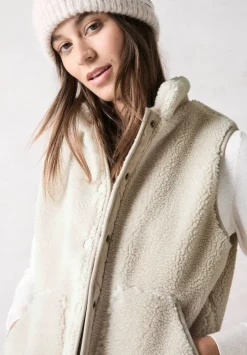 Cecil Liivit*teddyliivi 220252 15641 Beige