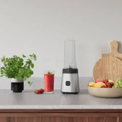 Electrolux Tehosekoittimet Ja Vatkaimet*Create 3 Sports Blender E3SB1-4ST