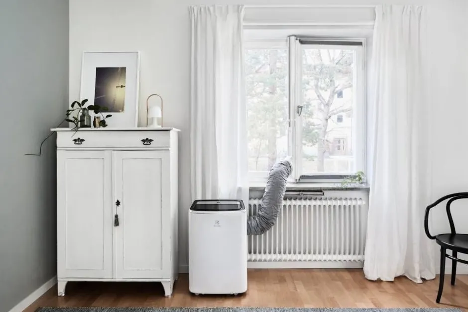 Electrolux Ilmastointi*Ilmastointilaitteen ikkunasarja EWK04