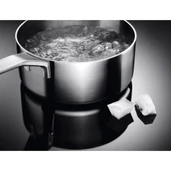 Electrolux Uunit Ja Liedet*induktioliesi LKI561401W 50 cm valkoinen