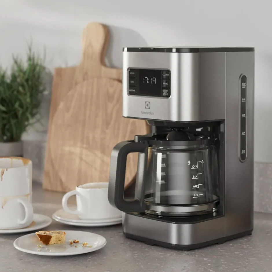Electrolux Kahvi Ja Kuumat Juomat*kahvinkeitin Create 5 ajastimella