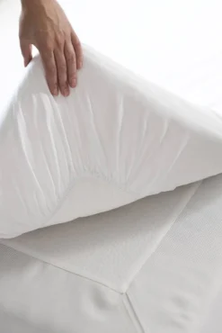Finlayson Vuodetekstiilit*Muotoonommeltu Twill Aluslakana valkoinen 80X200+25