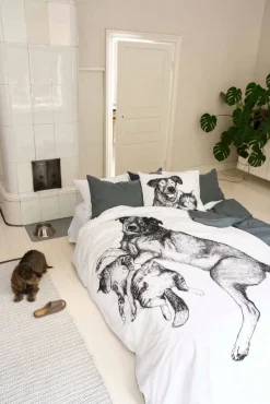 Finlayson Vuodetekstiilit*pussilakanasetti Selviytyjät 150x210+50x60 musta/valkoinen