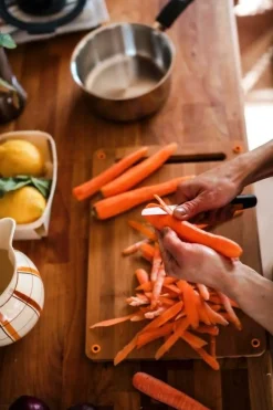 Fiskars Veitset Ja Leikkuulaudat*Functional Form juuresveitsi 8 cm
