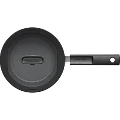 Fiskars Keittoastiat*Hard Face Kasari 2,5 l kannella