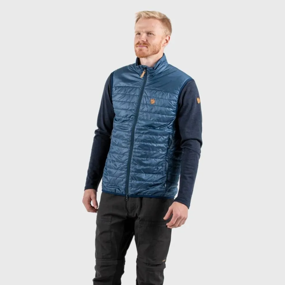 Fju00e4llru00e4ven Takit*Fjällräven liivi Abisko Padded Vest 550 Black