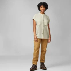 Fju00e4llru00e4ven Paidat, Neuleet Ja Topit*Fjällräven paita Övik Hemp Shirt SS W 244 Suede Brown