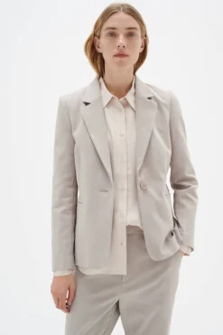 InWear Jakut, Bleiserit Ja Farkkutakit*jakku ZellaIW Classic short blazer Clay 151506 /vaalea beige