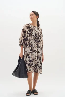 InWear Vapaa-Ajan Mekot*mekko BesdraIW 302976 Black silhue