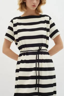 InWear Vapaa-Ajan Mekot*mekko LesterIW 301284 Musta / Valkoinen