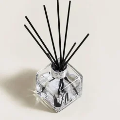 Maison Berger Tuoksukynttilät Ja Huonetuoksut|Kynttilät Ja Huonetuoksut*huonetuoksu Lavender Fields 100 ml