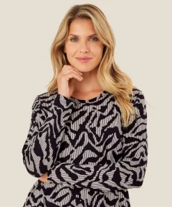 Masai Trikoopaidat Ja Colleget*trikoopaita MaBadisna Black / musta