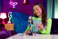 Monster High Nuket Ja Kotileikki*Frankie Stein