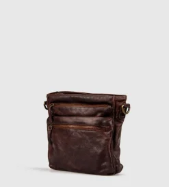 Montana Laukut*laukku Alpha Crossbody Brown 200 Brown