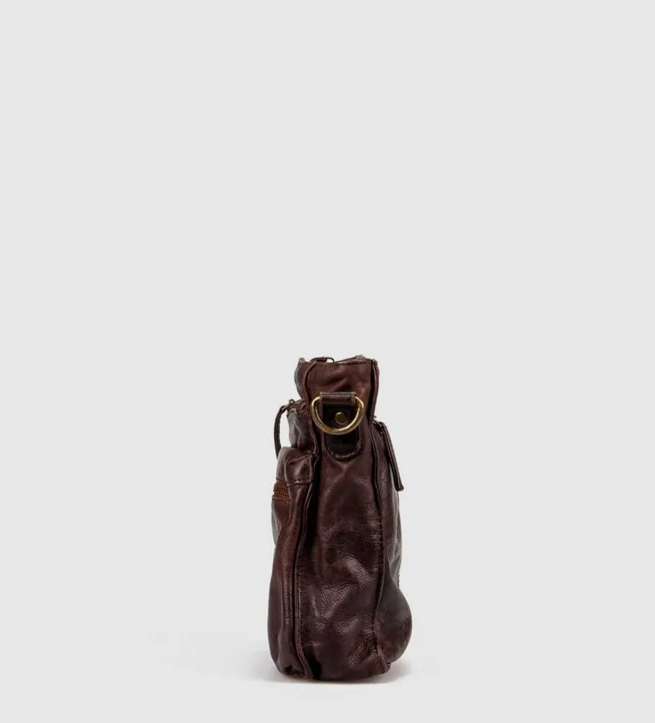 Montana Laukut*laukku Alpha Crossbody Brown 200 Brown
