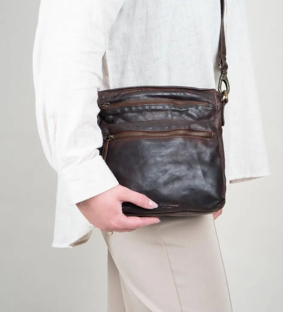 Montana Laukut*laukku Alpha Crossbody Brown 200 Brown
