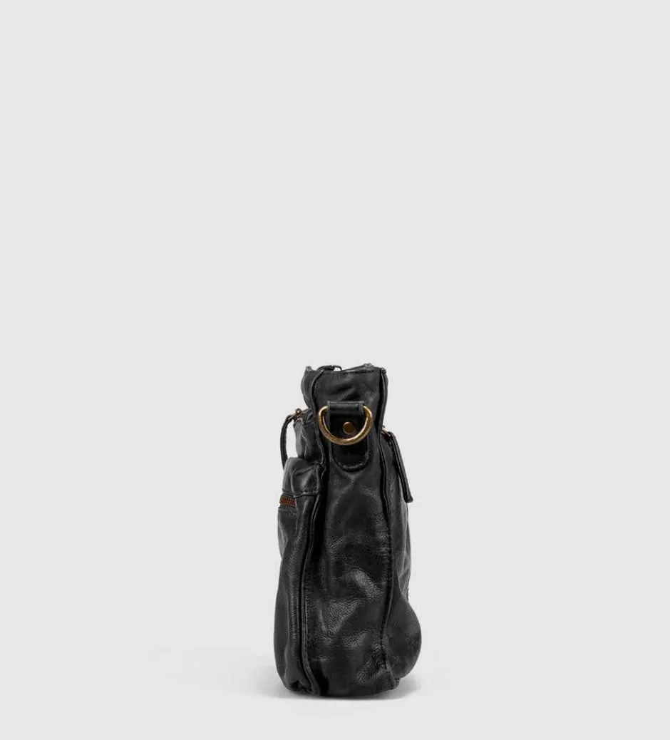 Montana Laukut*laukku Alpha Crossbody Black 100 Black