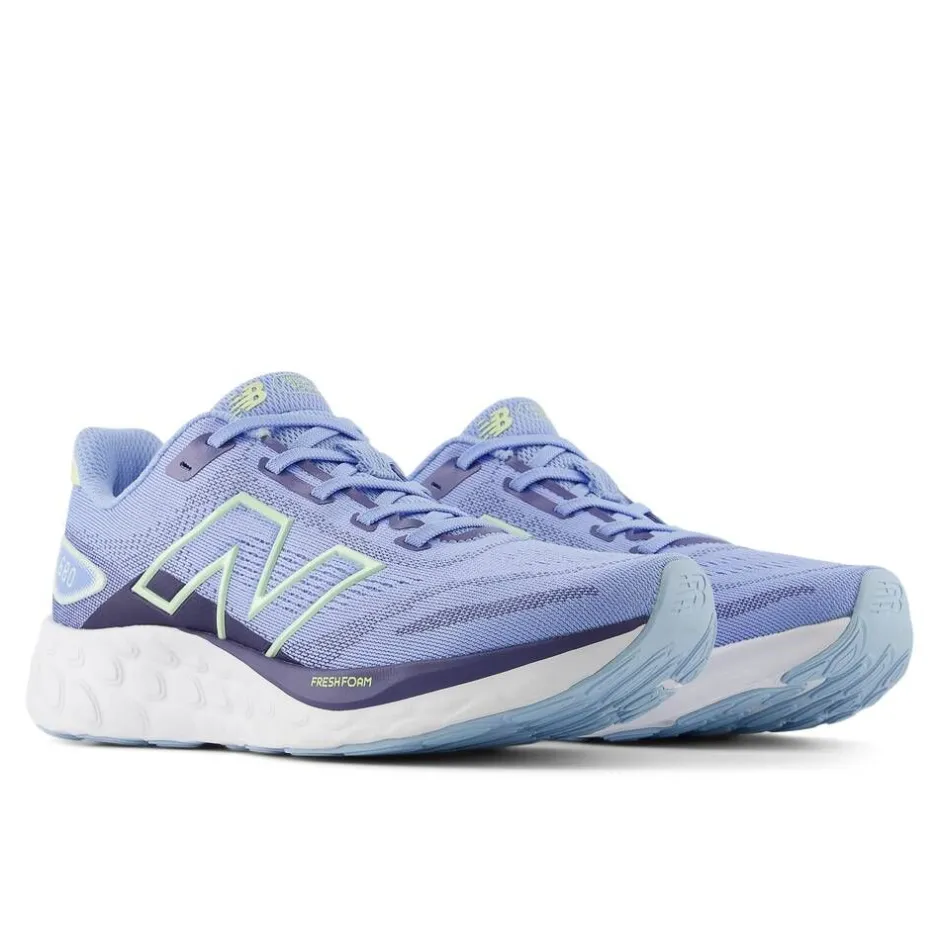 New Balance Juoksu- Ja Treenikengät*juoksukengät FreshFoam 680v8 W ELECTRIC SKY