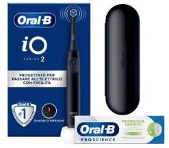 Oral-B Hammashoito*sähköhammasharja iO2 + matkakotelo