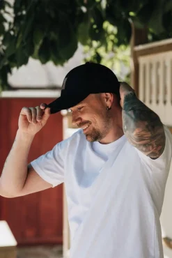 Salon lakkitehdas Hatut, Huivit Ja Käsineet*lippis Baseball Cap Curve Fitted MUSTA