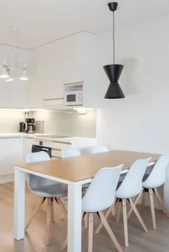 Sessak Sisustusvalaisimet*Länsi designriippuvalaisin musta