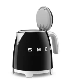 Smeg Kahvi Ja Kuumat Juomat*vedenkeitin KLF05BLEU 0,8 L musta