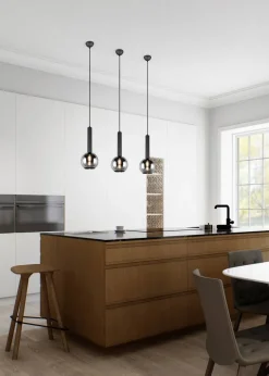Trio Lighting Sisustusvalaisimet*riippuvalaisin Clayton 1-os E27 mattamusta