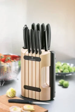 Victorinox Veitset Ja Leikkuulaudat*Veitsitukki  11-osaa Swiss Classic