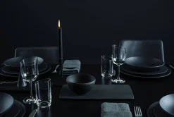 Villeroy&Boch Tarjoilu*Manufacture Rock Tarjoilulautanen 35x18x1 cm musta