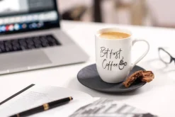 Villeroy&Boch Astiat*Statement muki 11,5x8x10,5cm 0,28l But first Coffee