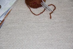 VM-Carpet Käytävämatot*Aho 72 beige, kapea pellavakantti 80*300 cm