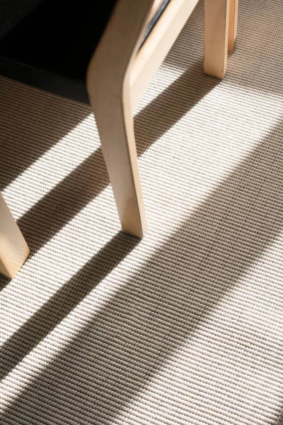 VM-Carpet Keskilattiamatot*Esmeralda 71 valkoinen, 133*200 cm, kantti 009 B
