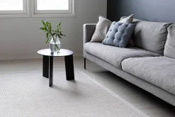 VM-Carpet Keskilattiamatot*Lyyra 52 valkoinen 160*230 cm, kantti 1