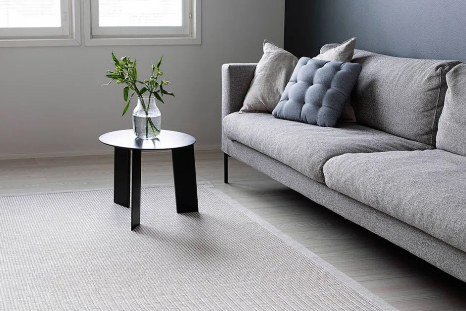 VM-Carpet Keskilattiamatot*Lyyra 52 valkoinen 200*300 cm, kantti 1