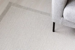 VM-Carpet Keskilattiamatot*Lyyra 52 valkoinen 200*300 cm, kantti 1