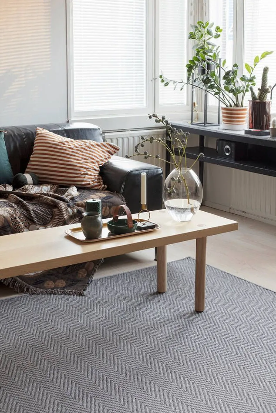 VM-Carpet Keskilattiamatot*matto Elsa 133x200 cm harmaa